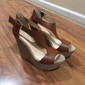 Jessica Simpson Wedges